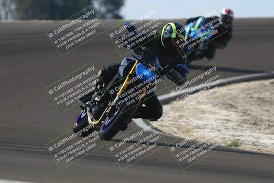 media/Nov-02-2025-Lets Ride (Sun) [[f7a3caa734]]/B Group/1220pm (Turn 2 Outside)/